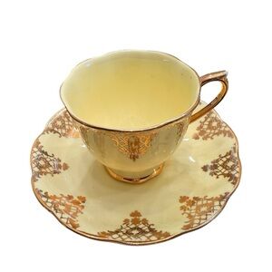 ROYAL ALBERT Vintage 22pc Floral Brocade Crown Bone China Yellow Gold 926 2515
